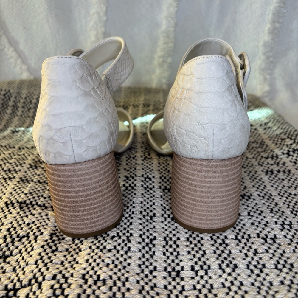 Vionic Chardonnay Block Heeled Sandal Cream Leather Size 8 - Picture 12 of 15